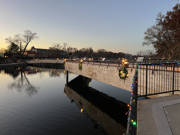 The Mill Pond bridge at last light